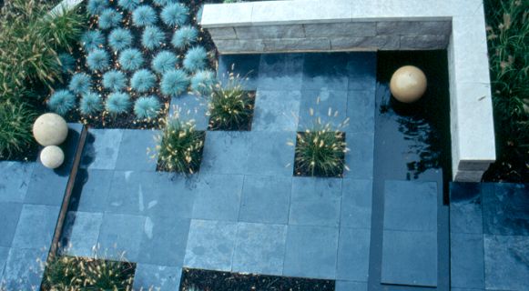 Port Dalhousie (modern grasses) Old