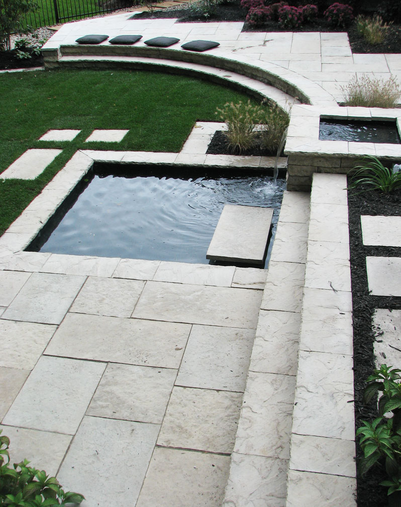 Niagara on the Lake (Sunken Water Feature)