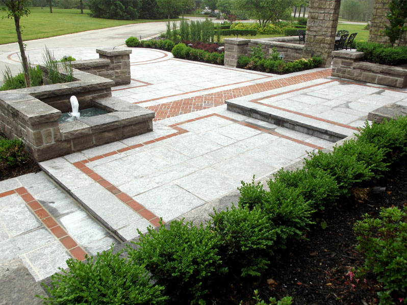 Milton (Modern Entrance)