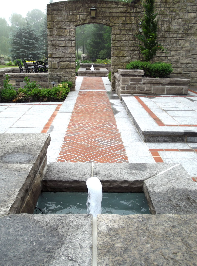 Milton (Modern Entrance)