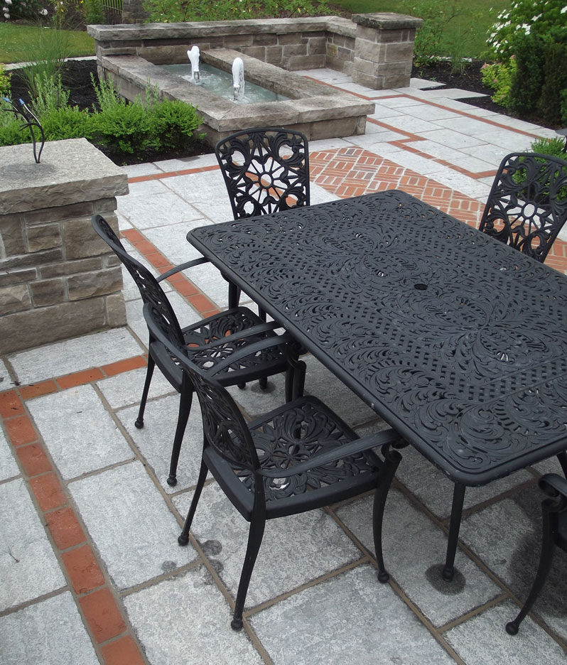 Milton (Modern Entrance)