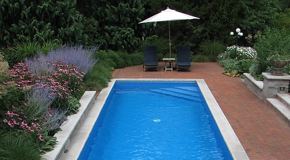 Niagara-on-the-Lake (terraces and lap pool)