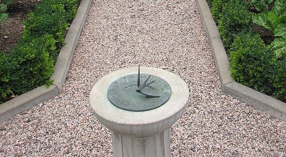 Niagara-on-the-Lake (terraces and lap pool)